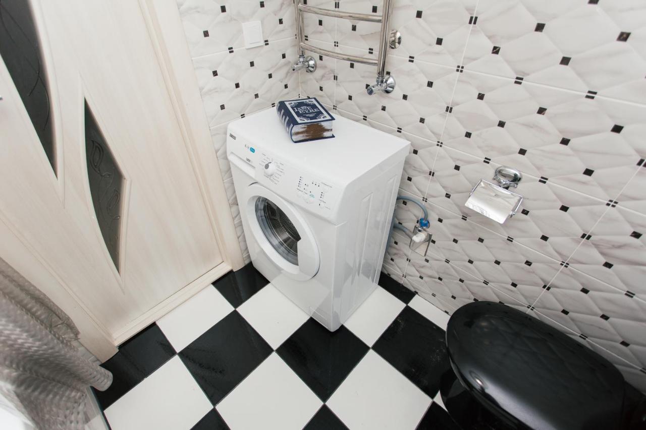 De Luxe Apartments Centr Illinskaya Sumy Luaran gambar