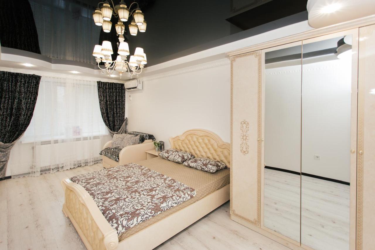 De Luxe Apartments Centr Illinskaya Sumy Luaran gambar