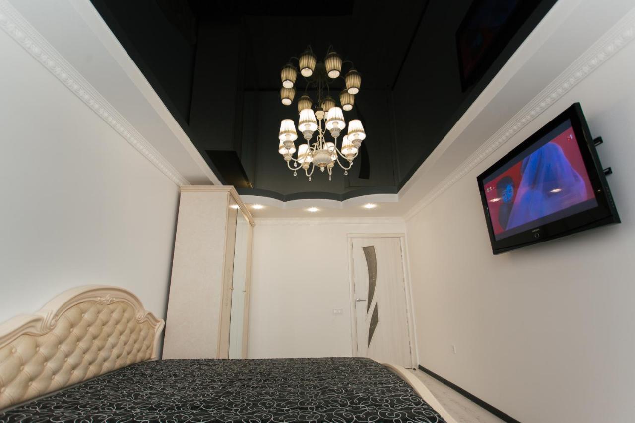 De Luxe Apartments Centr Illinskaya Sumy Luaran gambar