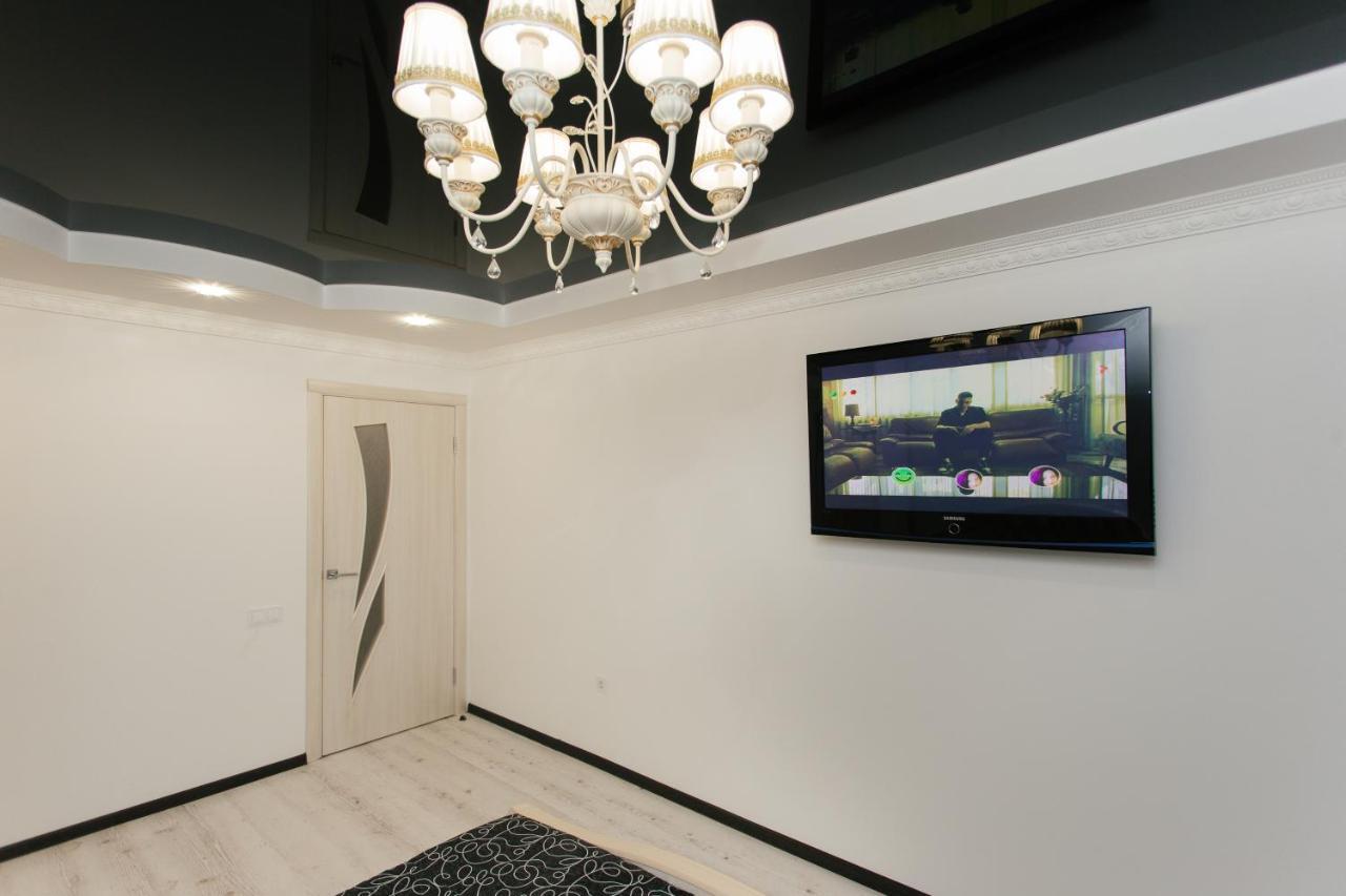 De Luxe Apartments Centr Illinskaya Sumy Luaran gambar