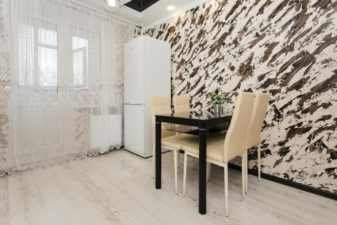 De Luxe Apartments Centr Illinskaya Sumy Luaran gambar