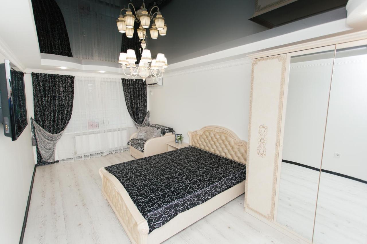 De Luxe Apartments Centr Illinskaya Sumy Luaran gambar