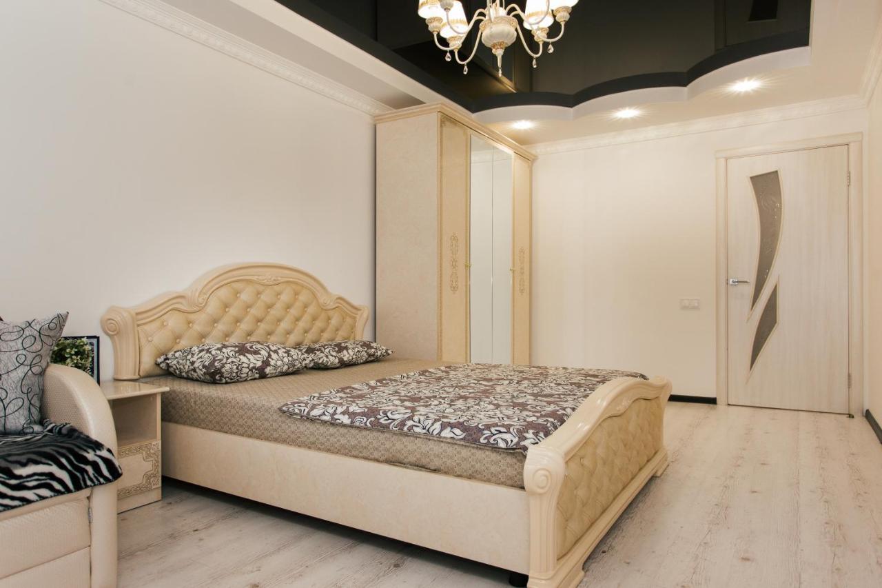 De Luxe Apartments Centr Illinskaya Sumy Luaran gambar